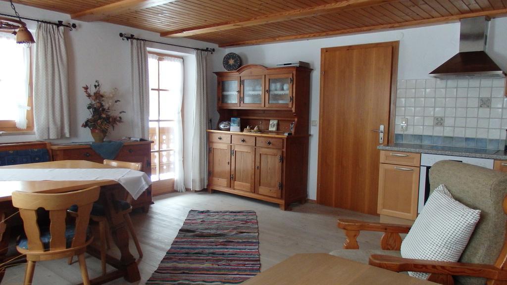 Apartment Rothenlehen Bischofswiesen Szoba fotó